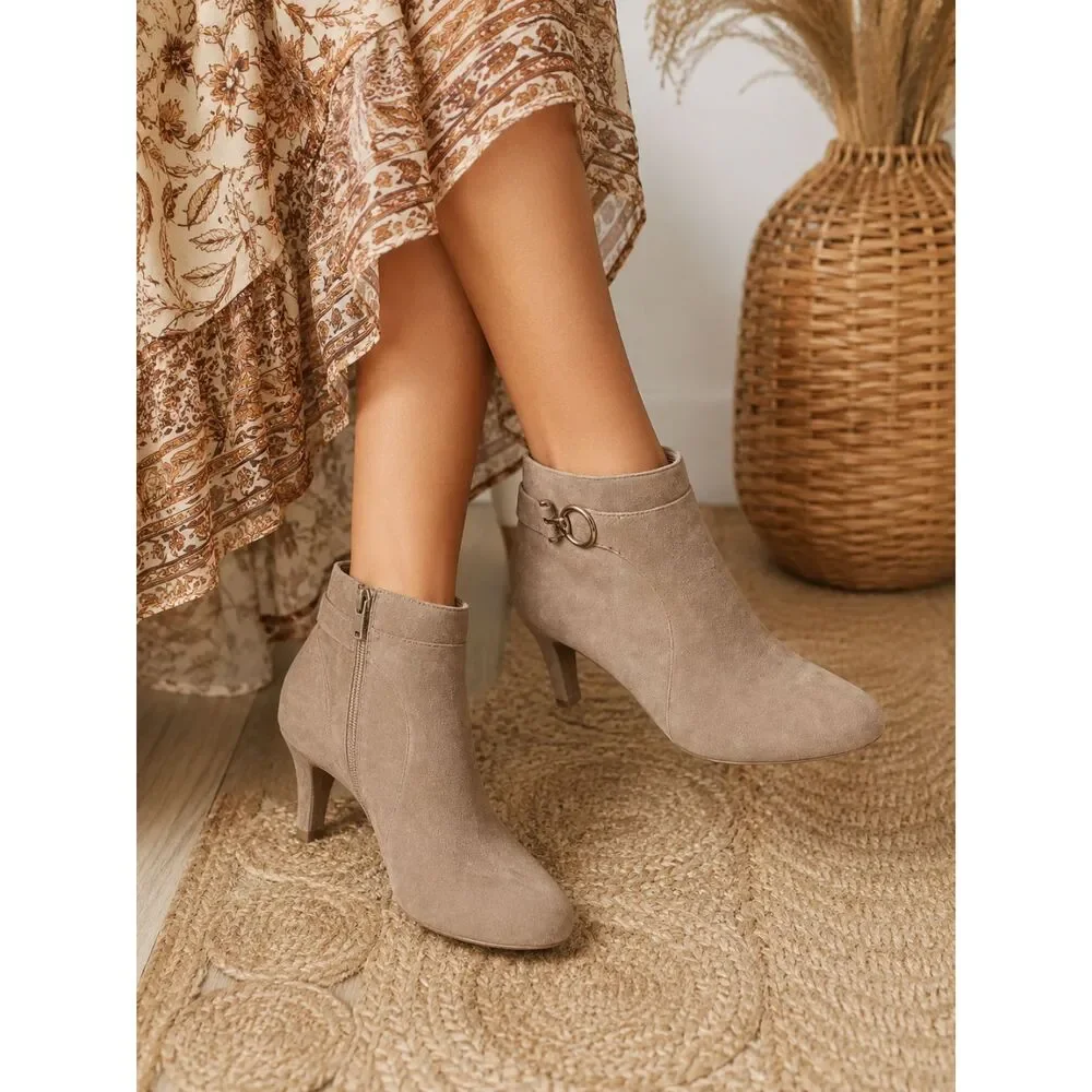 Bandolino Ankle Boots Taupe Tan Leather Suede Heeled Shoes Size 8.5M